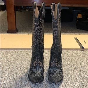 Sterling River Boots Black Cowboy boots. Size 7.5